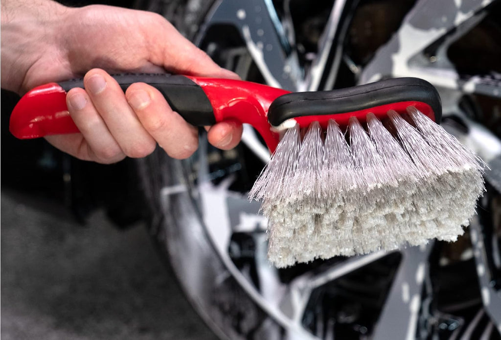 Mothers Professional Car Wash Brush Set: 10-Inch Wheel and Fender Cleaner with Short Handle in Red/Black