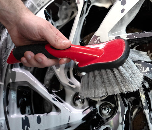 Mothers Professional Car Wash Brush Set: 10-Inch Wheel and Fender Cleaner with Short Handle in Red/Black